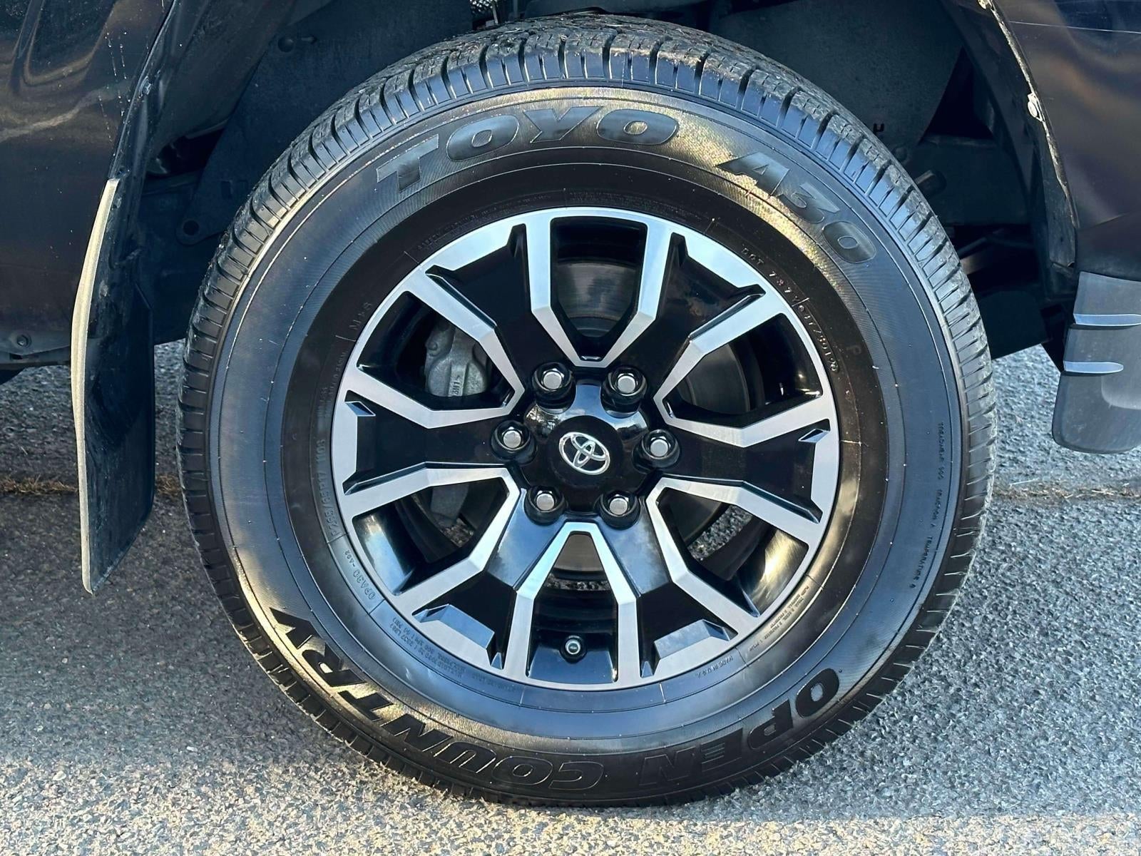2022 Toyota Tacoma SR V6