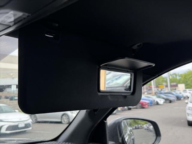 2025 Toyota Tacoma SR5 - Photo 49