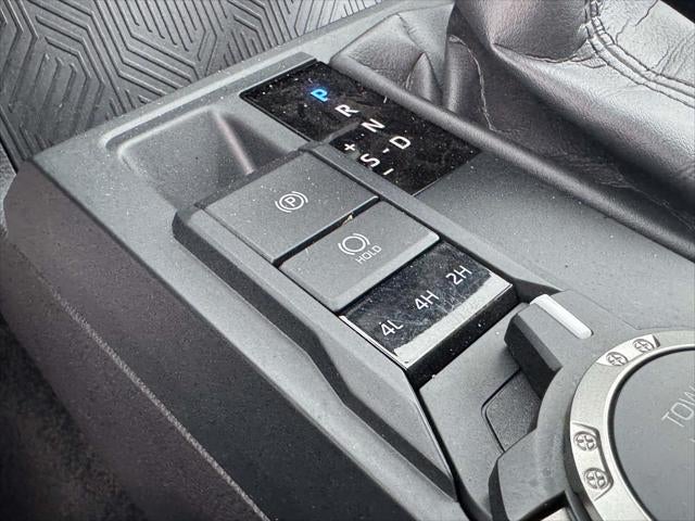 2025 Toyota Tacoma SR5 - Photo 53