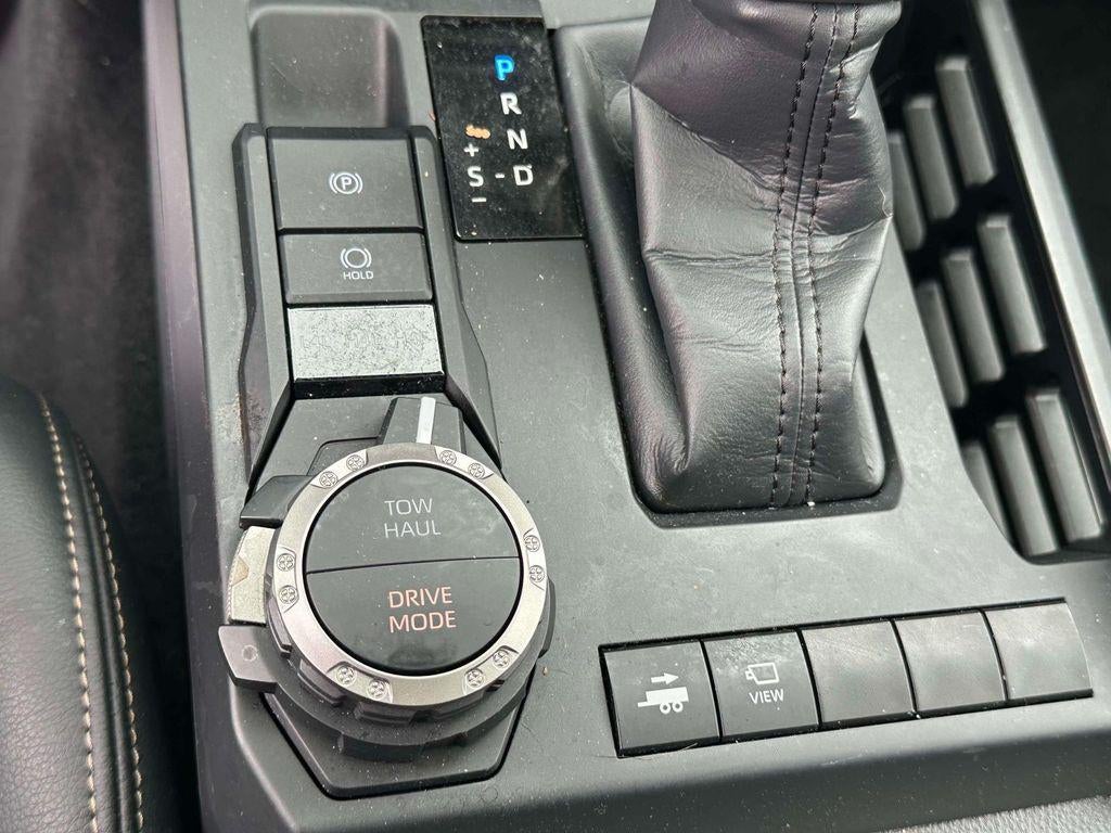 2025 Toyota Tacoma Hybrid Limited