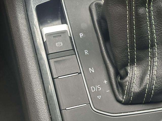 2021 Volkswagen Tiguan 2.0T SE R-Line Black