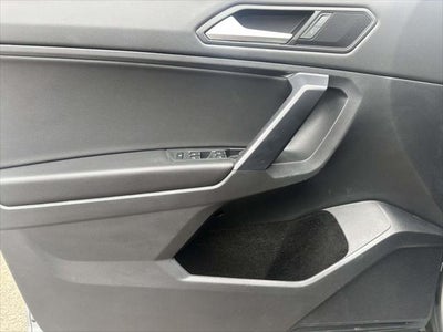 2021 Volkswagen Tiguan 2.0T SE R-Line Black