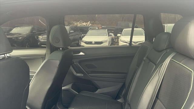 2021 Volkswagen Tiguan 2.0T SE R-Line Black