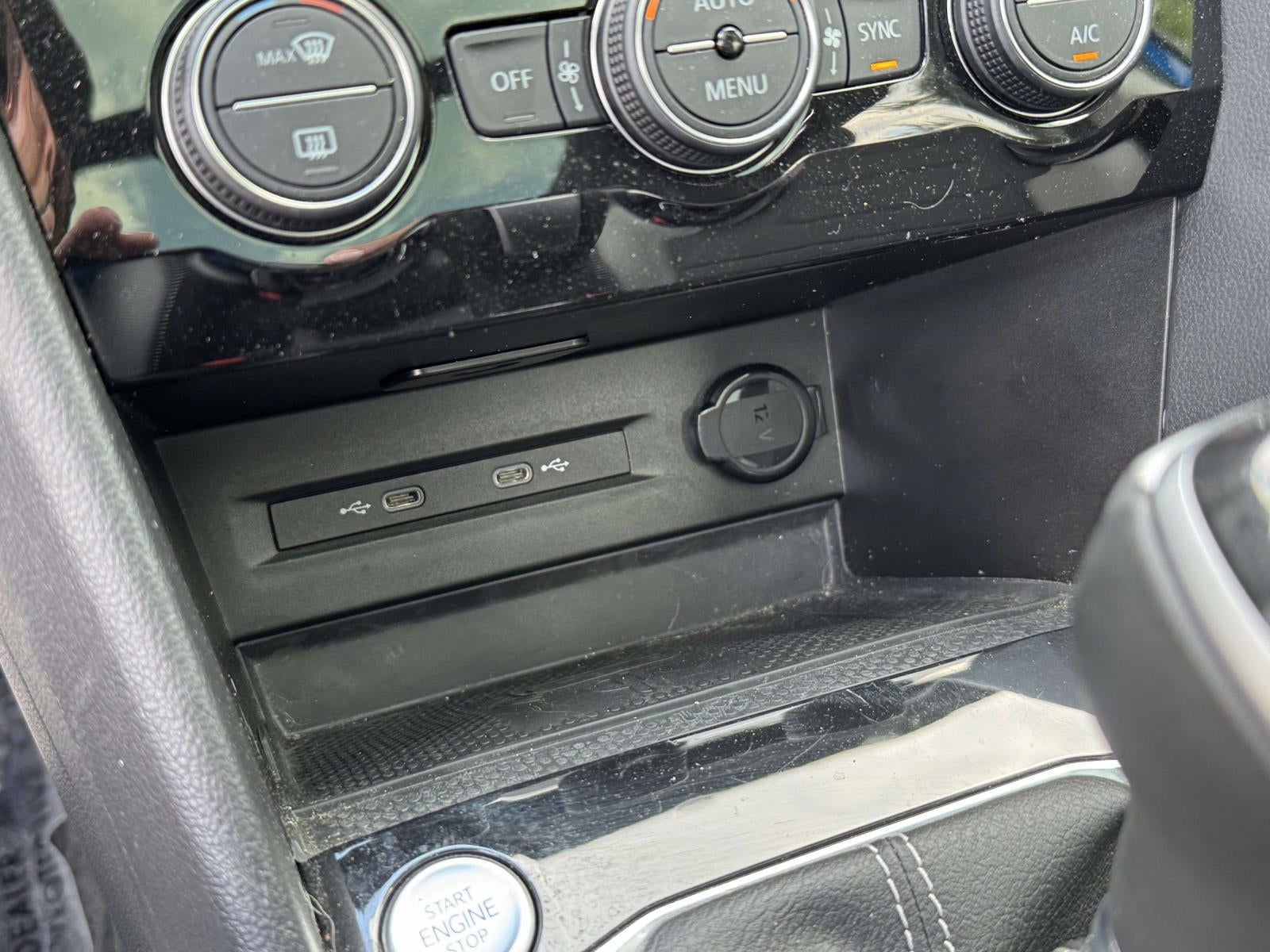 2024 Volkswagen Taos 1.5T SEL