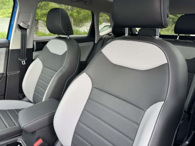 2024 Volkswagen Taos 1.5T SEL