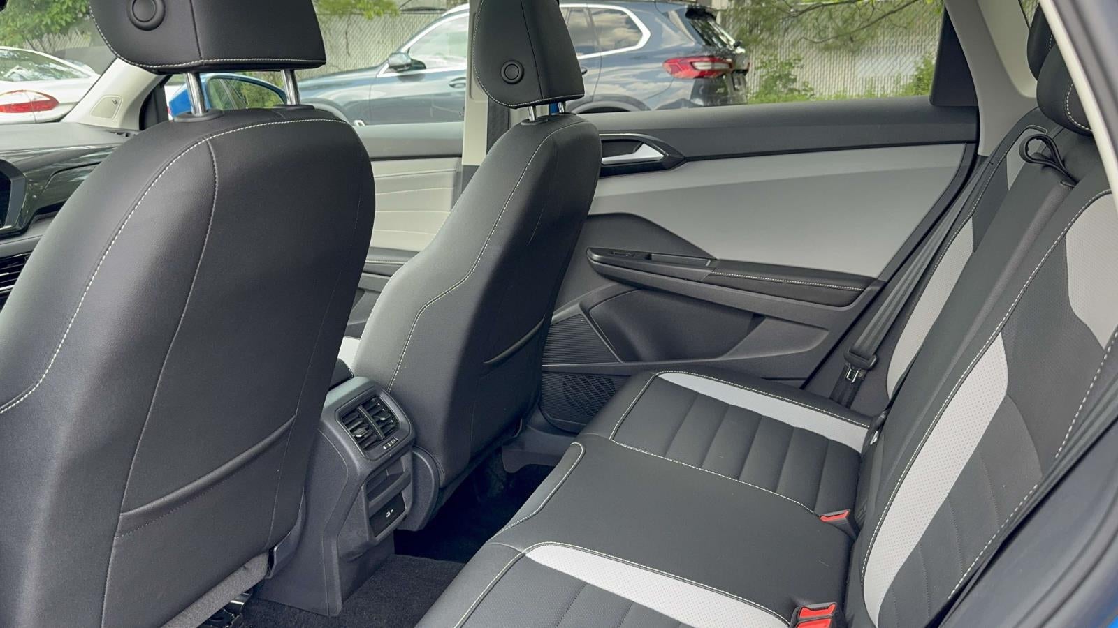 2024 Volkswagen Taos 1.5T SEL