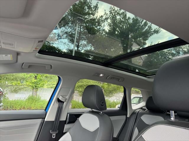 2024 Volkswagen Taos 1.5T SEL