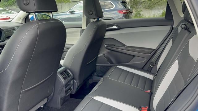 2024 Volkswagen Taos 1.5T SEL