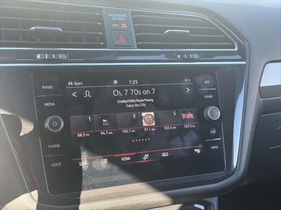 2022 Volkswagen Tiguan 2.0T SE R-Line Black