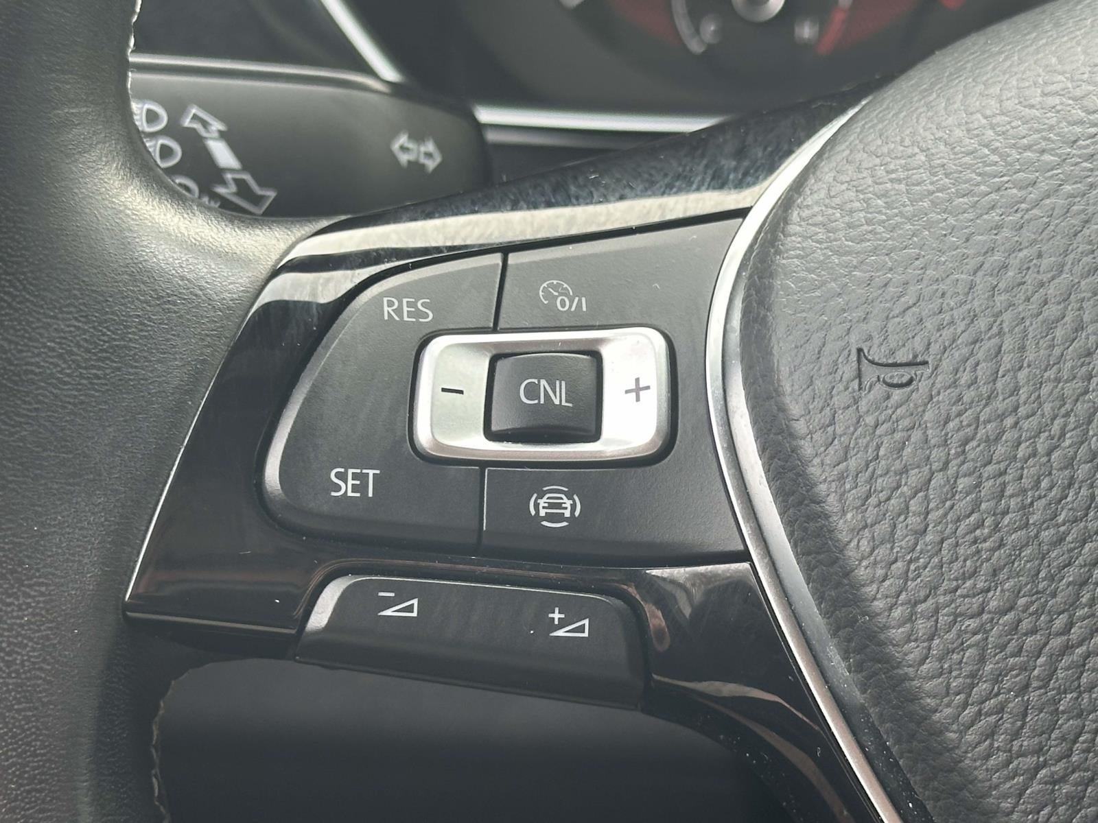 2020 Volkswagen Jetta R-Line