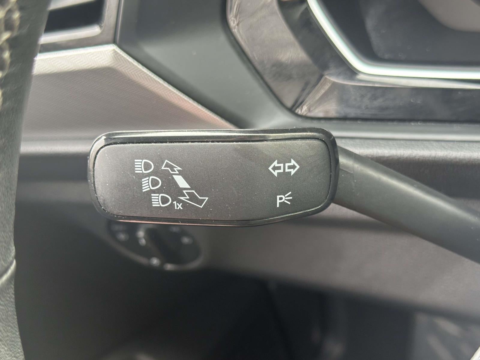 2020 Volkswagen Jetta R-Line