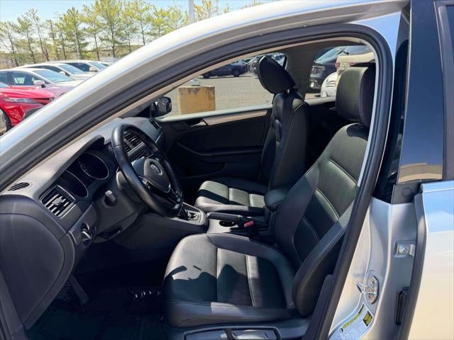 2015 Volkswagen Jetta 1.8T SE