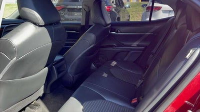2018 Toyota Camry SE