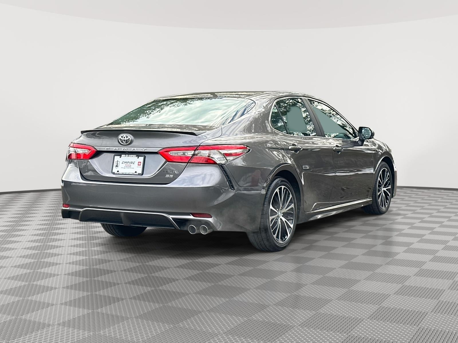 2018 Toyota Camry SE