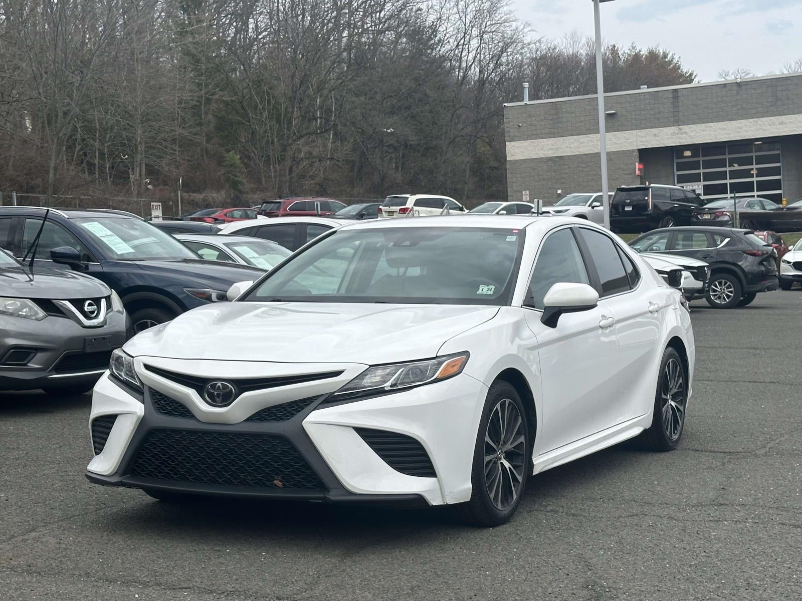 2019 Toyota Camry SE