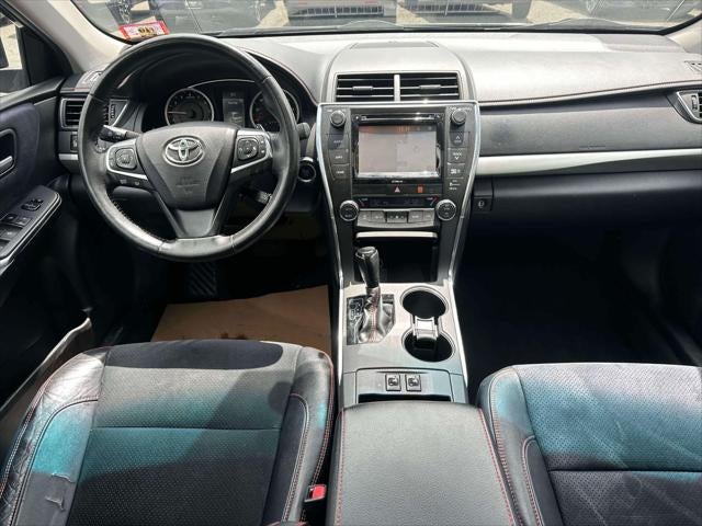 2016 Toyota Camry XSE