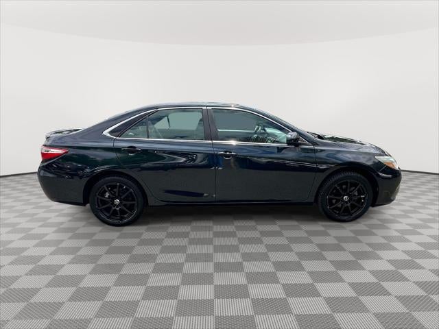 2016 Toyota Camry XSE