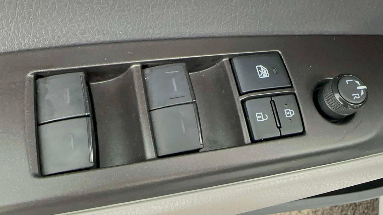 2022 Toyota Camry LE AWD