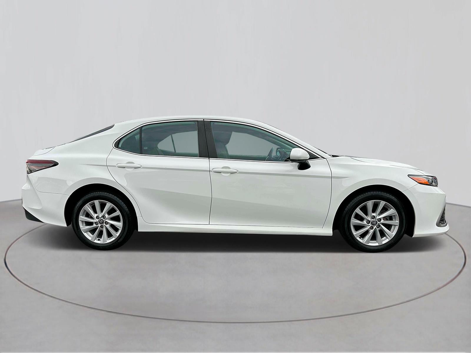 2022 Toyota Camry LE AWD
