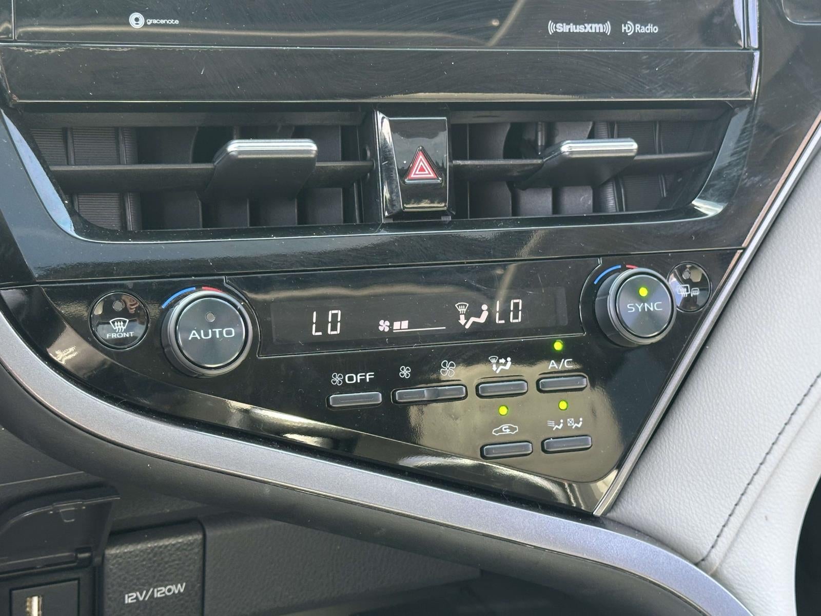 2024 Toyota Camry Hybrid XLE