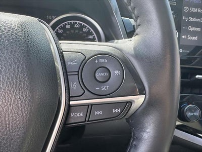 2024 Toyota Camry Hybrid XLE