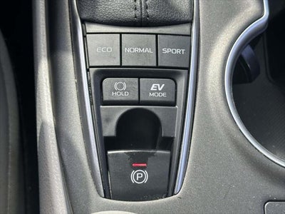 2024 Toyota Camry Hybrid XLE