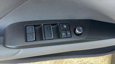 2024 Toyota Camry Hybrid XLE