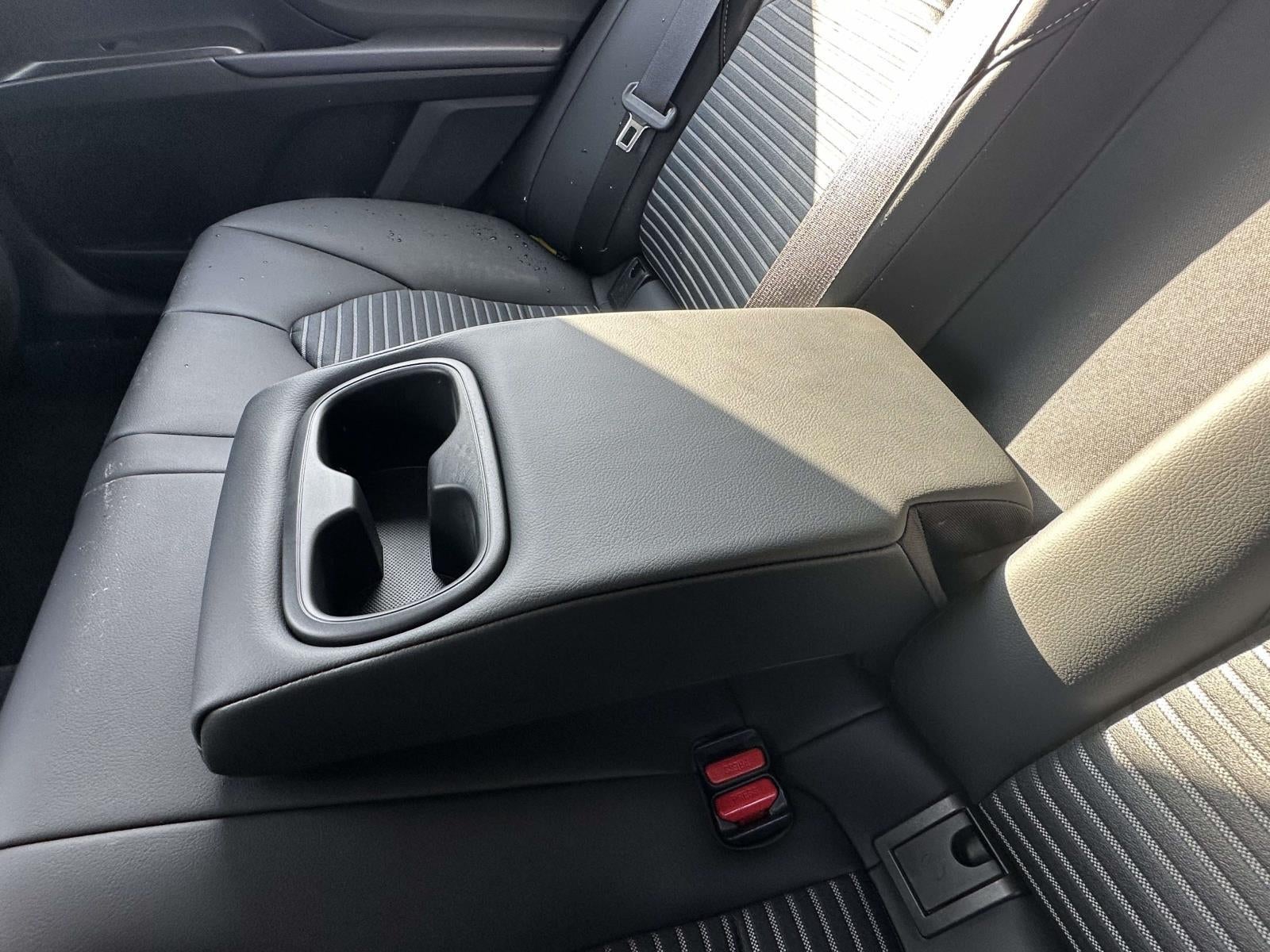 2023 Toyota Camry SE AWD