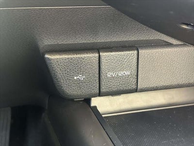 2023 Toyota Camry SE AWD