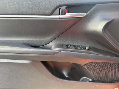 2022 Toyota Camry SE AWD