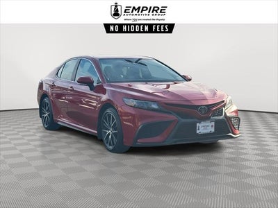 2022 Toyota Camry SE AWD
