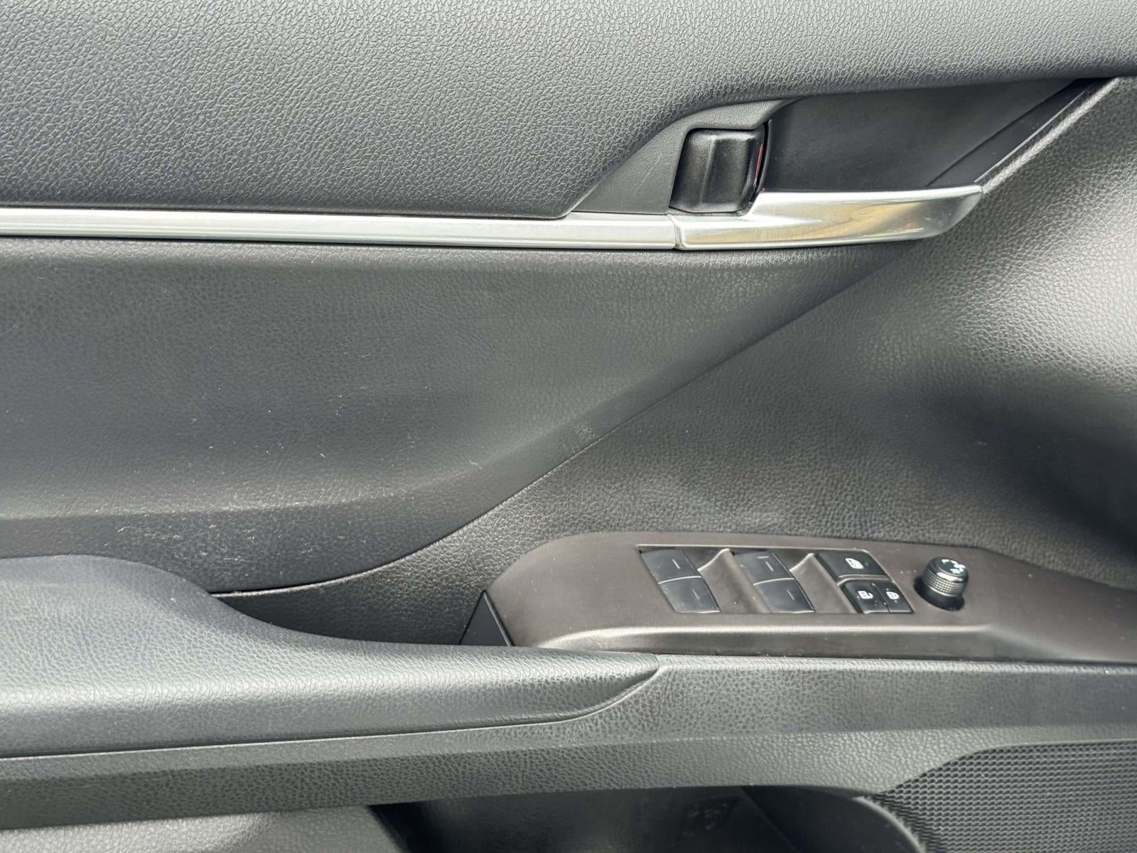 2023 Toyota Camry SE AWD