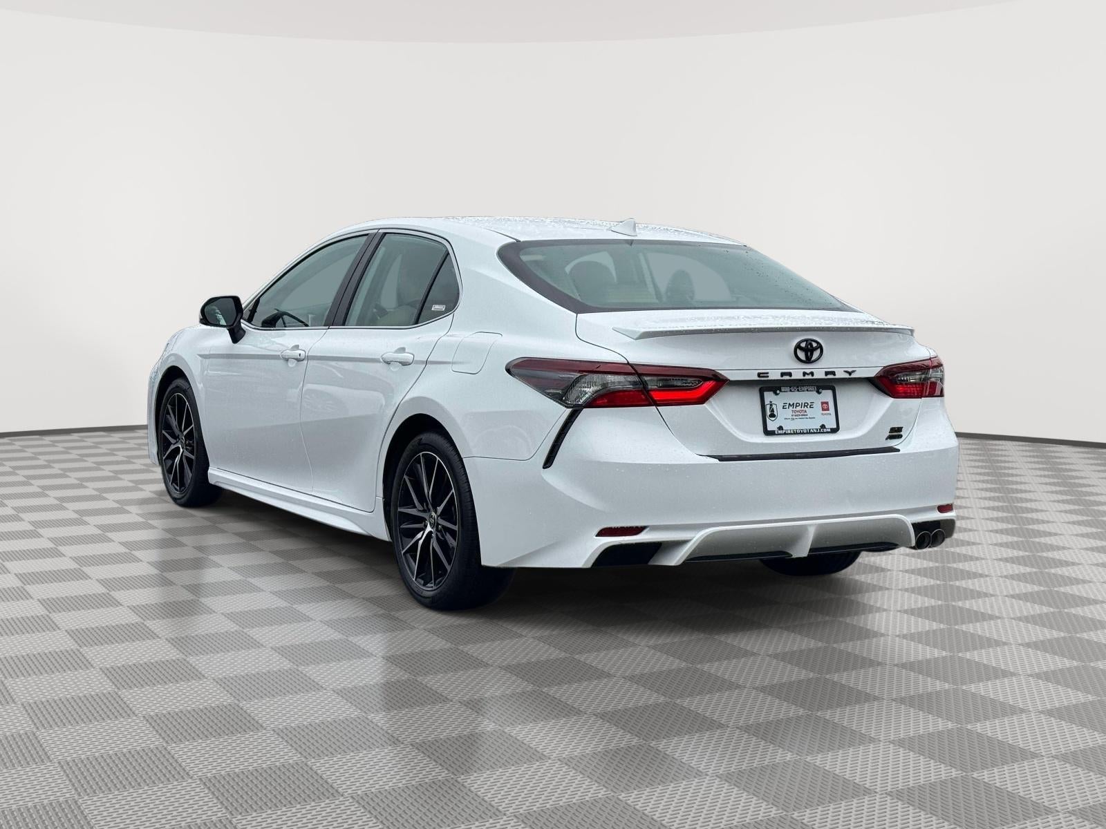 2023 Toyota Camry SE AWD