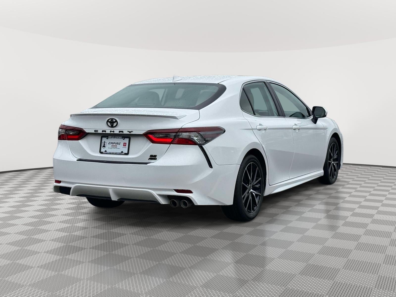 2023 Toyota Camry SE AWD