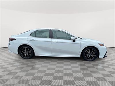 2023 Toyota Camry SE AWD