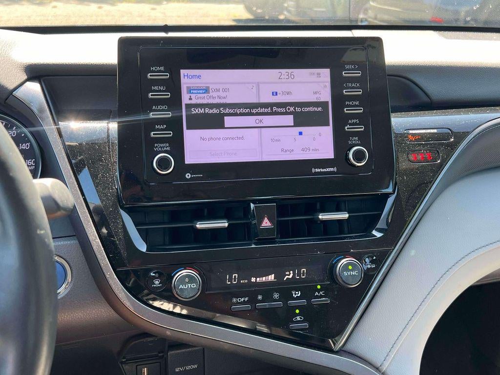 2024 Toyota Camry Hybrid SE