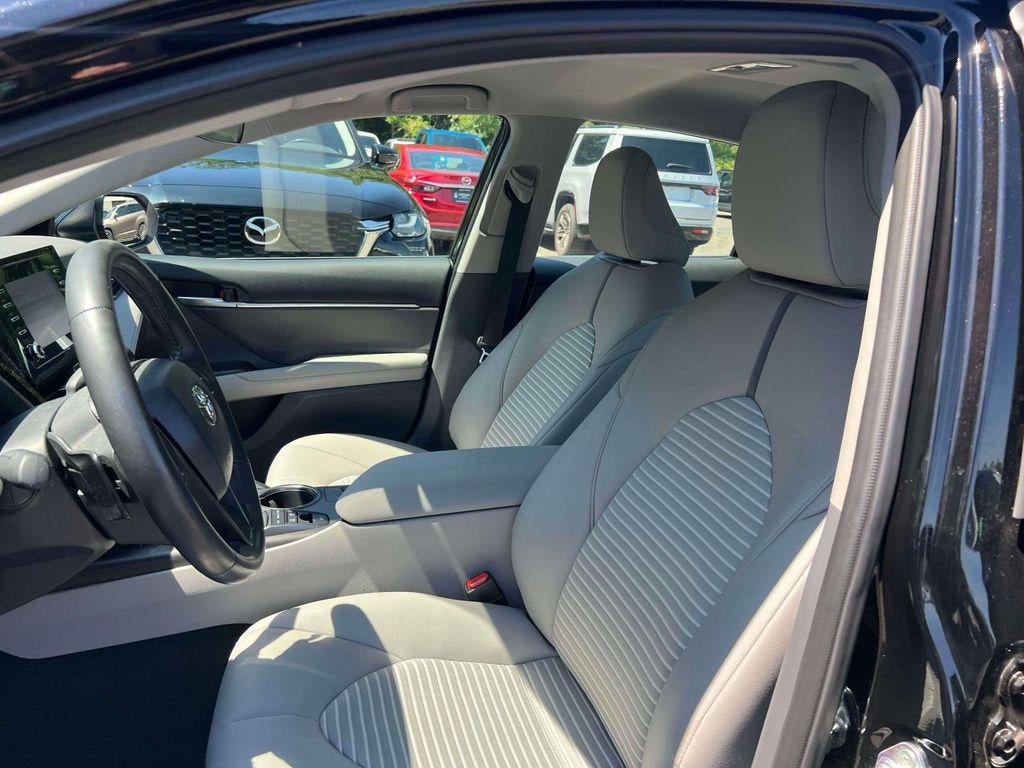 2024 Toyota Camry Hybrid SE