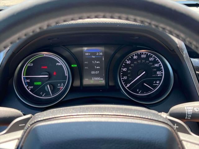 2024 Toyota Camry Hybrid SE