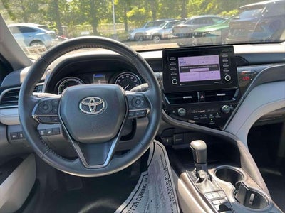 2024 Toyota Camry Hybrid SE