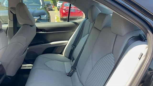 2024 Toyota Camry Hybrid SE