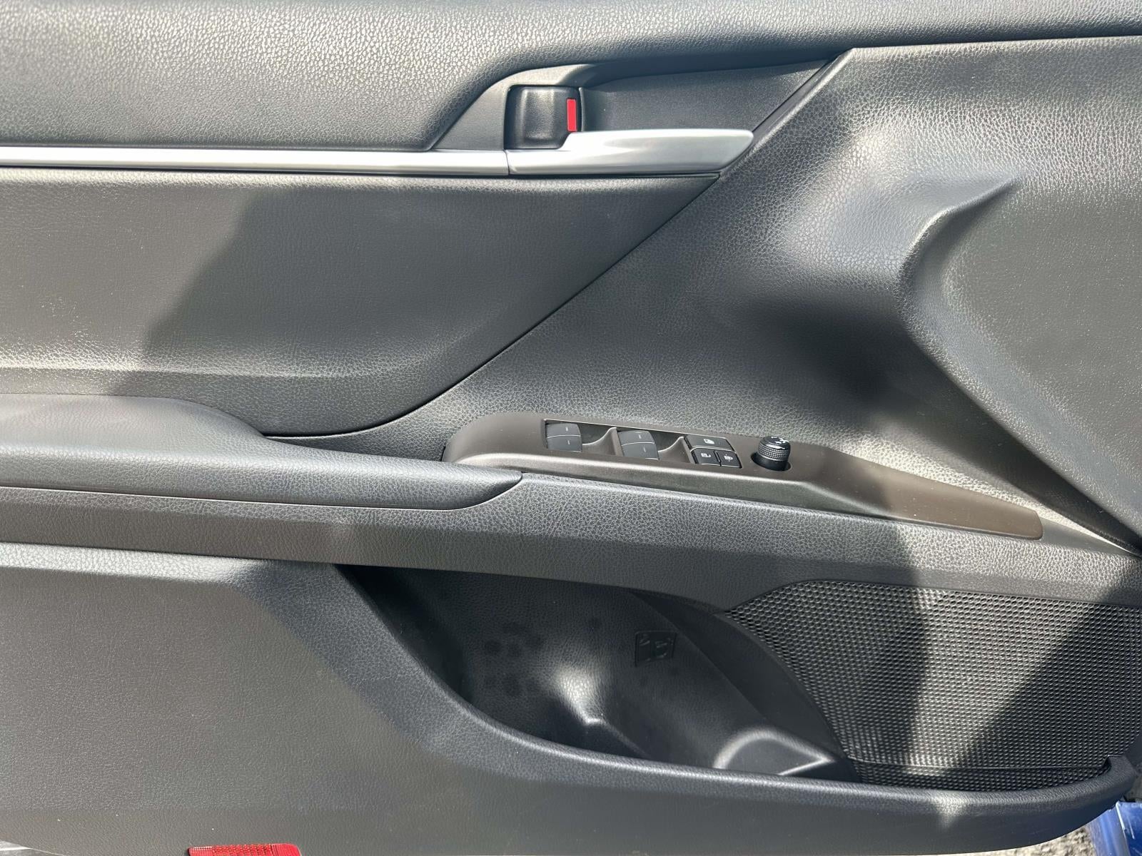 2023 Toyota Camry SE AWD