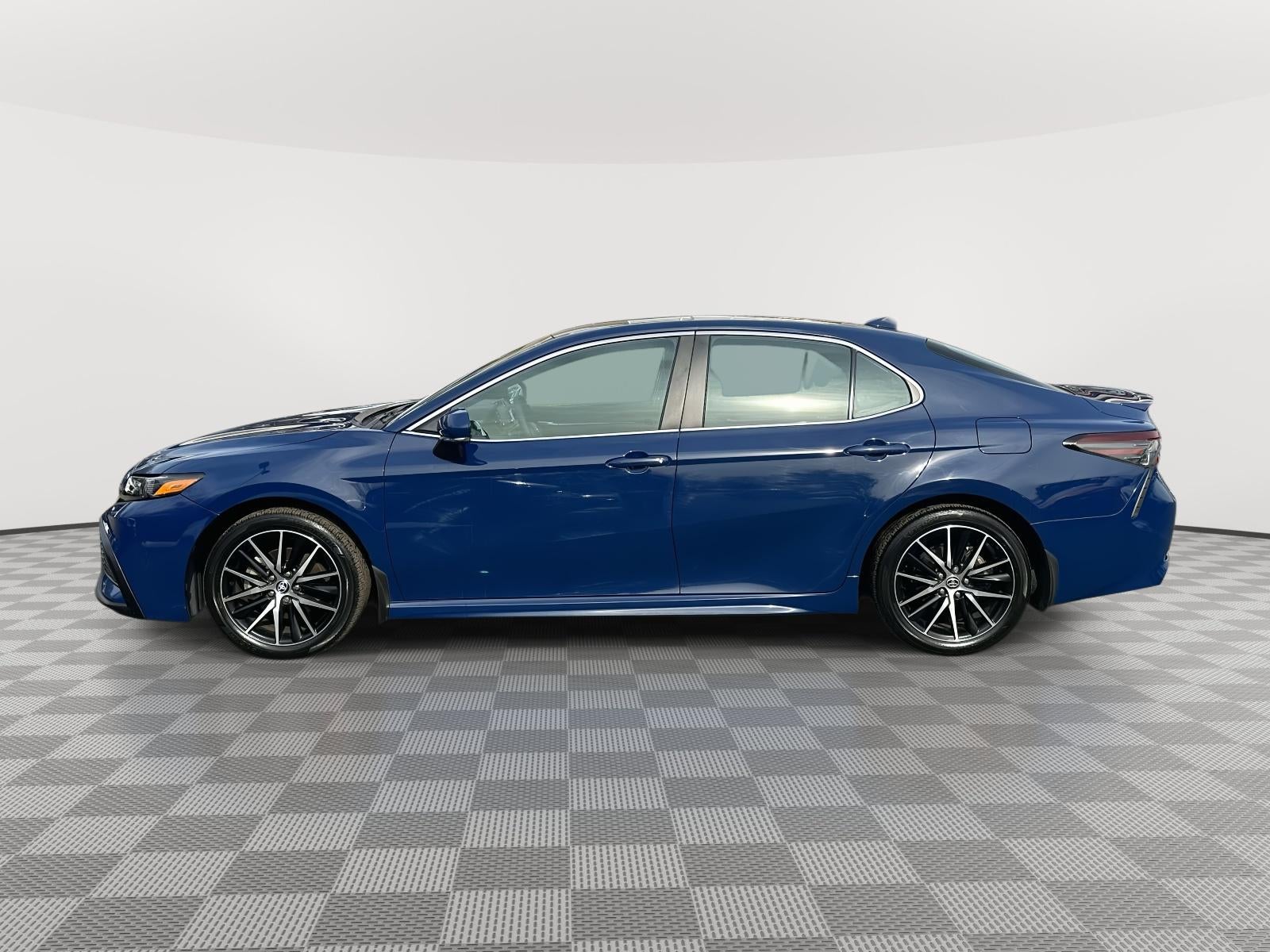 2023 Toyota Camry SE AWD