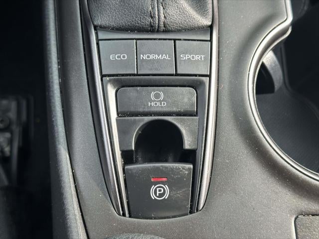 2023 Toyota Camry SE AWD