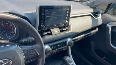 2021 Toyota RAV4 Hybrid XLE Premium