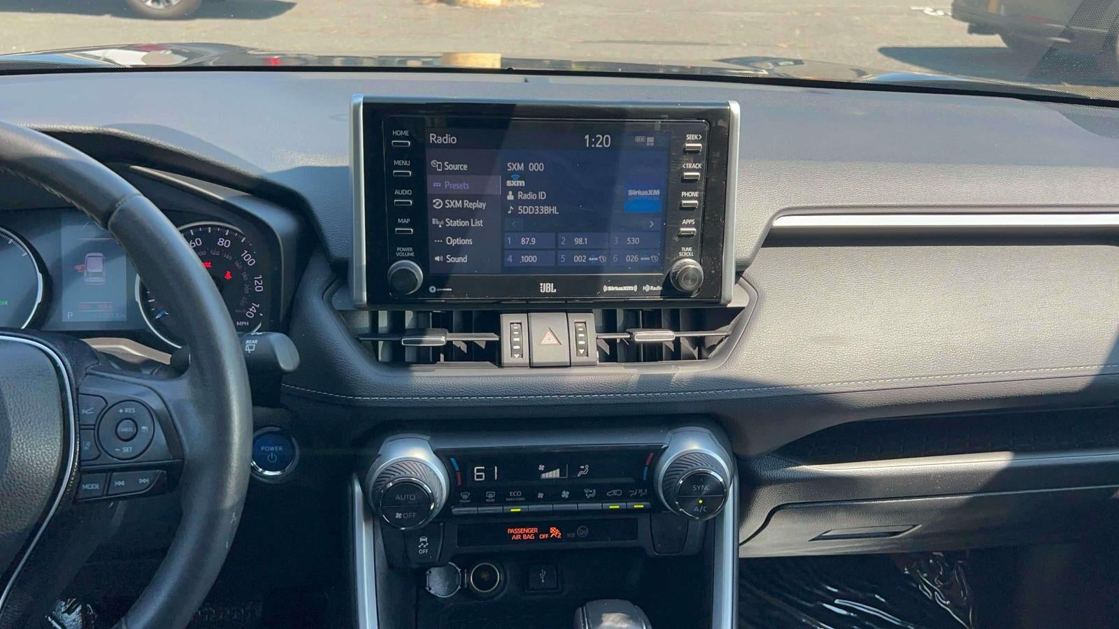 2021 Toyota RAV4 Hybrid XLE Premium