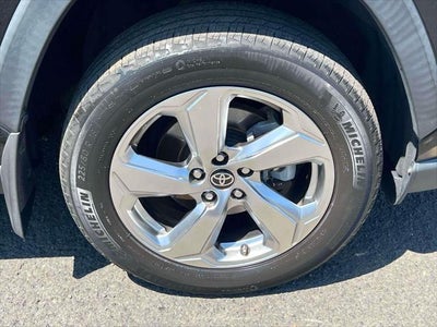 2021 Toyota RAV4 Hybrid XLE Premium
