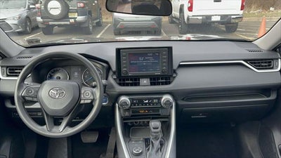 2022 Toyota RAV4 Hybrid XLE