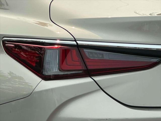 2023 Lexus ES 350 350