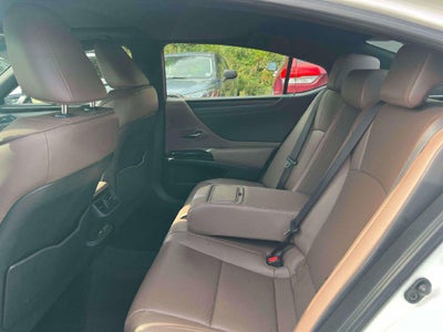 2025 Lexus ES 350 350