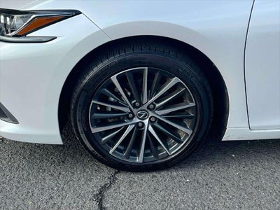2025 Lexus ES 350 350